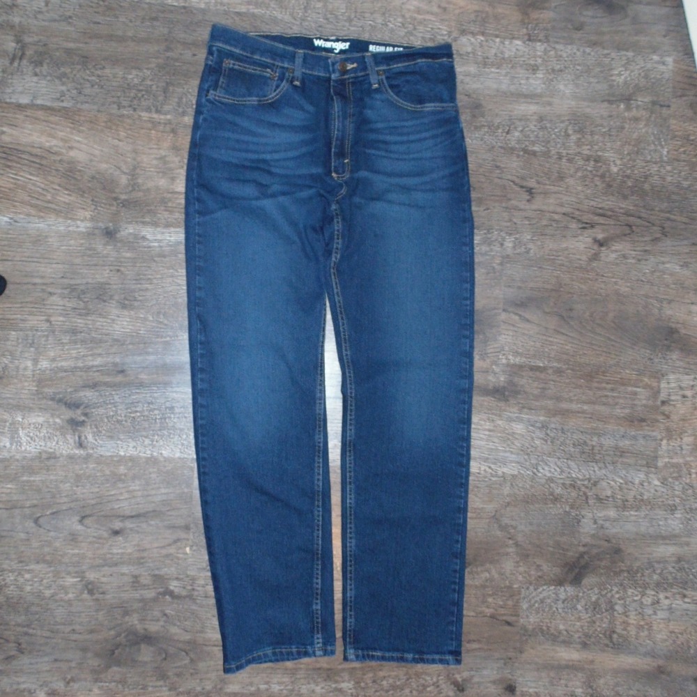 Wrangler Regular Fit Jeans Mens 33x32 Blue Excellent Stretch Straight Leg Denim